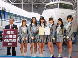 SKE48 named goodwill ambassadors for railway museum