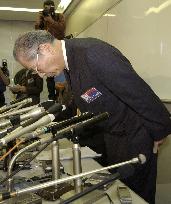 (1)Daiei President Takagi to resign Oct. 22