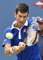 Djokovic beats Souza in straight sets at U.S. open