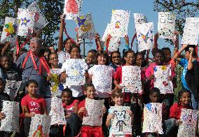 Tokyo kite master teaches children around world to fly