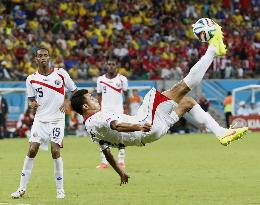 Costa Rica edge Greece on penalties