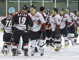 Ice hockey connects 3 rivaling countries in East Asia