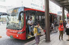 Rapid transit bus system introduced in Niigata