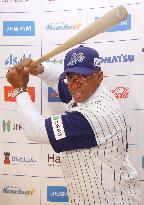 Franco returns to Japan as player-manager for independent league club