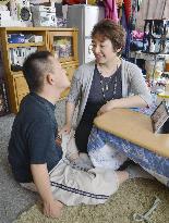 Aging handicapped siblings rely on kin for nursing care