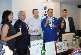 Japanese sake introduced in Milan