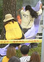 S. Korean man sets himself on fire near Japanese Embassy