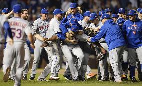 Mets advance to World Series