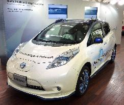 Nissan unveils self-driving car