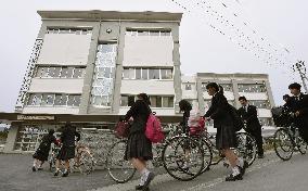 New school building opens in tsunami-hit Rikuzentakata