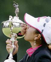 Mika Miyazato wins Japan Women's Open for 1st pro victory