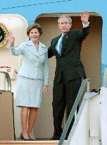 Bush leaves Japan for South Korea, 2nd leg of Asia tour