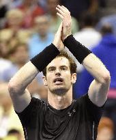 Murray moves into 4th round of U.S. Open