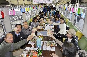 Wining/dining fest under way in Kochi, western Japan