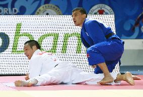 Ebinuma crashes out in 3rd round at judo worlds