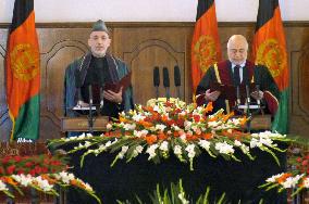 Karzai sworn in for 2nd term as Afghan president