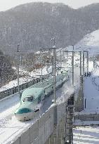 Hokkaido Shinkansen train in trial run ahead of spring 2016 launch
