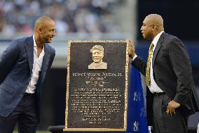 Yankees retire Bernie Williams' No. 51