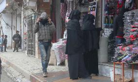 Shopping street in Syria's Raqqa controlled by Islamic radicals