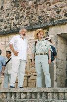 Crown Prince Naruhito visits Maya ruins