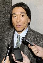 N.Y. Yankees' Matsui speaks to reporters