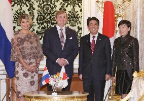 Japanese PM Abe talks with Dutch King Willem-Alexander