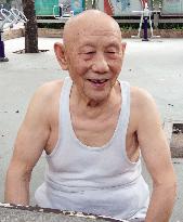 Chinese man hopes Japan to stay on path for peace