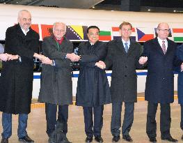 China pitches high-speed train to European nations