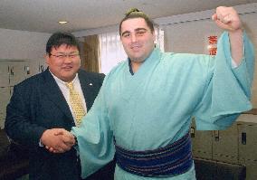 (2)Georgian sumo wrestler Kokkai