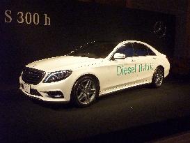Mercedes-Benz begins selling 1st diesel HV in Japan
