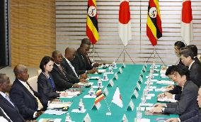 Uganda President Museveni meets Japanese Prime Minister Abe