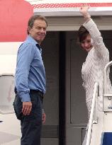 (2)Blair leaves Japan after talks with Koizumi