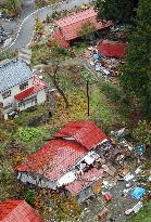 (3)Rehabilitation slow in isolated Niigata village