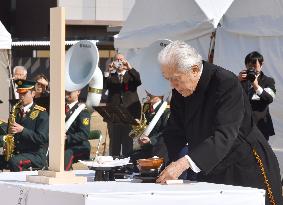 Tea tribute to ward dead in eastern Japan