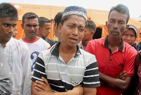 Rohingya refugee in tears recalling tough voyage from Myanmar
