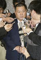 Defense chief, Nago mayor fail to agree on base plan