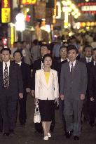 Moriyama inspects Tokyo's Kabukicho