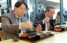 Farm minister promotes Japanese food at Milan expo