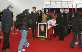 Milosevic coffin goes on public view in Belgrade.