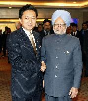 Japan, India premiers shake hands ahead of ASEAN related talks