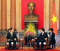 Japanese farm minister meets Vietnamese leader