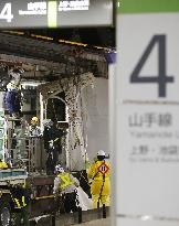 Pillar supporting Tokyo station for 100 yrs removed