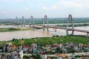 Japan-funded new bridge completed in Hanoi