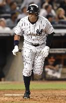 A-Rod reaches 15th season of 30 home runs