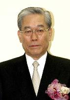 Fuji TV chairman says backing Livedoor one option