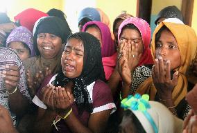 Rohingya Muslims arrive in Indonesia