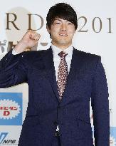 Man in news: PL rookie prize winner Arihara has stick-to-itiveness