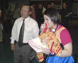 Miyake wins 53-kg nat'l weightlifting title