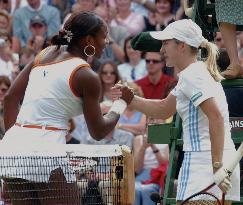 (1)Williams sisters advance to Wimbledon final