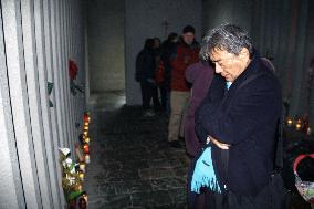 Memorial for Austrian cable car fire on 10th anniversary